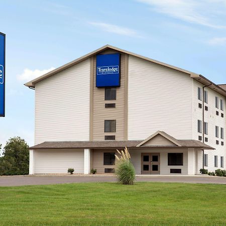 Travelodge By Wyndham Livonia Bagian luar foto